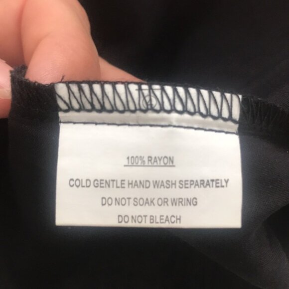 LF Black Cutout Romper - Picture 5 of 5